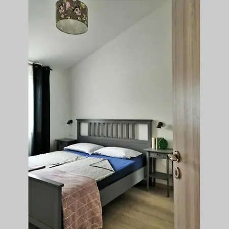 Apartment Mm